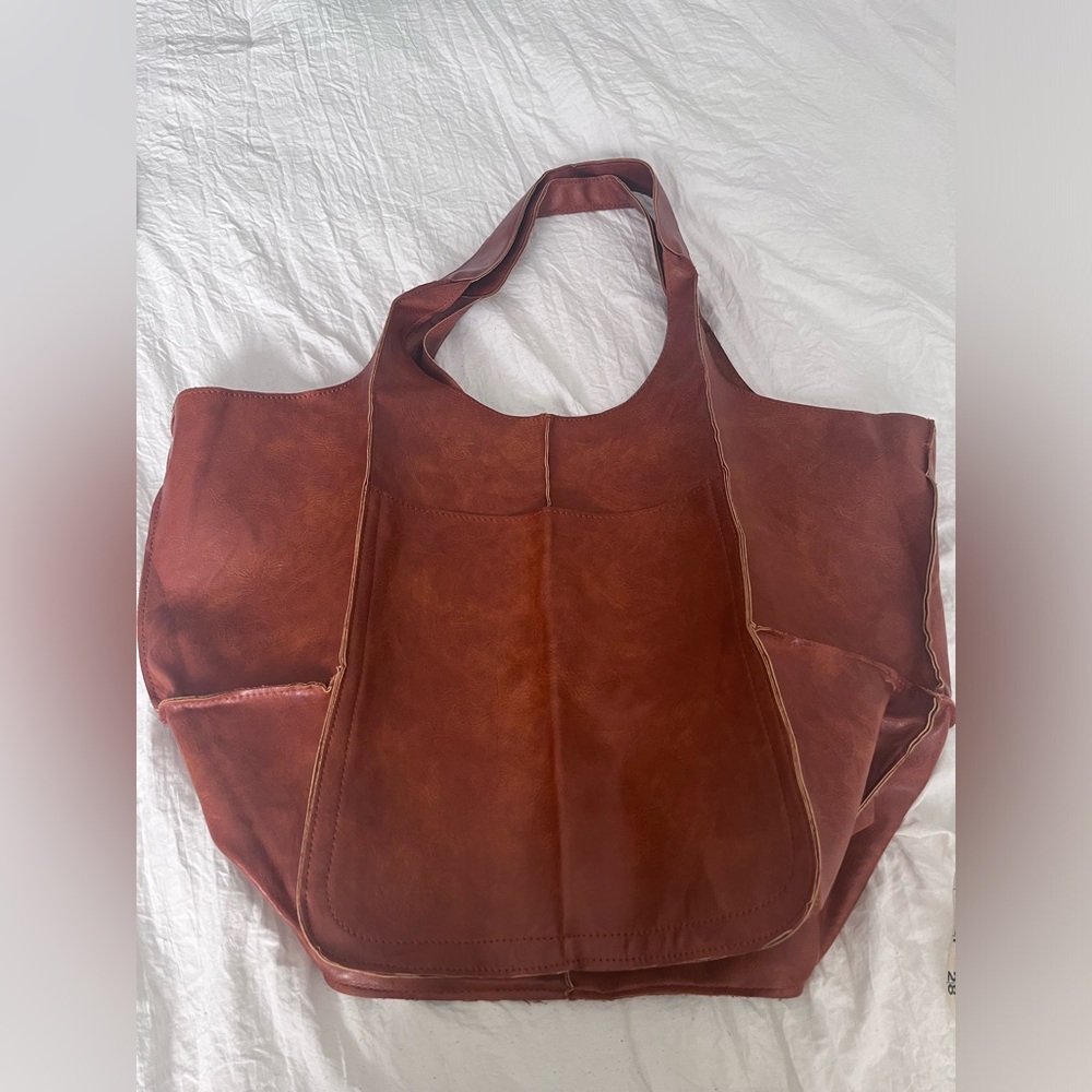 NWOT Large Tan Tote PU/vegan friendly